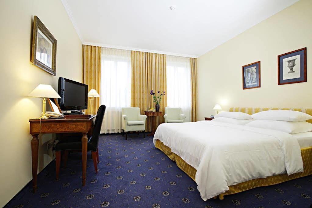Hotel La Residenza Timișoara Zewnętrze zdjęcie