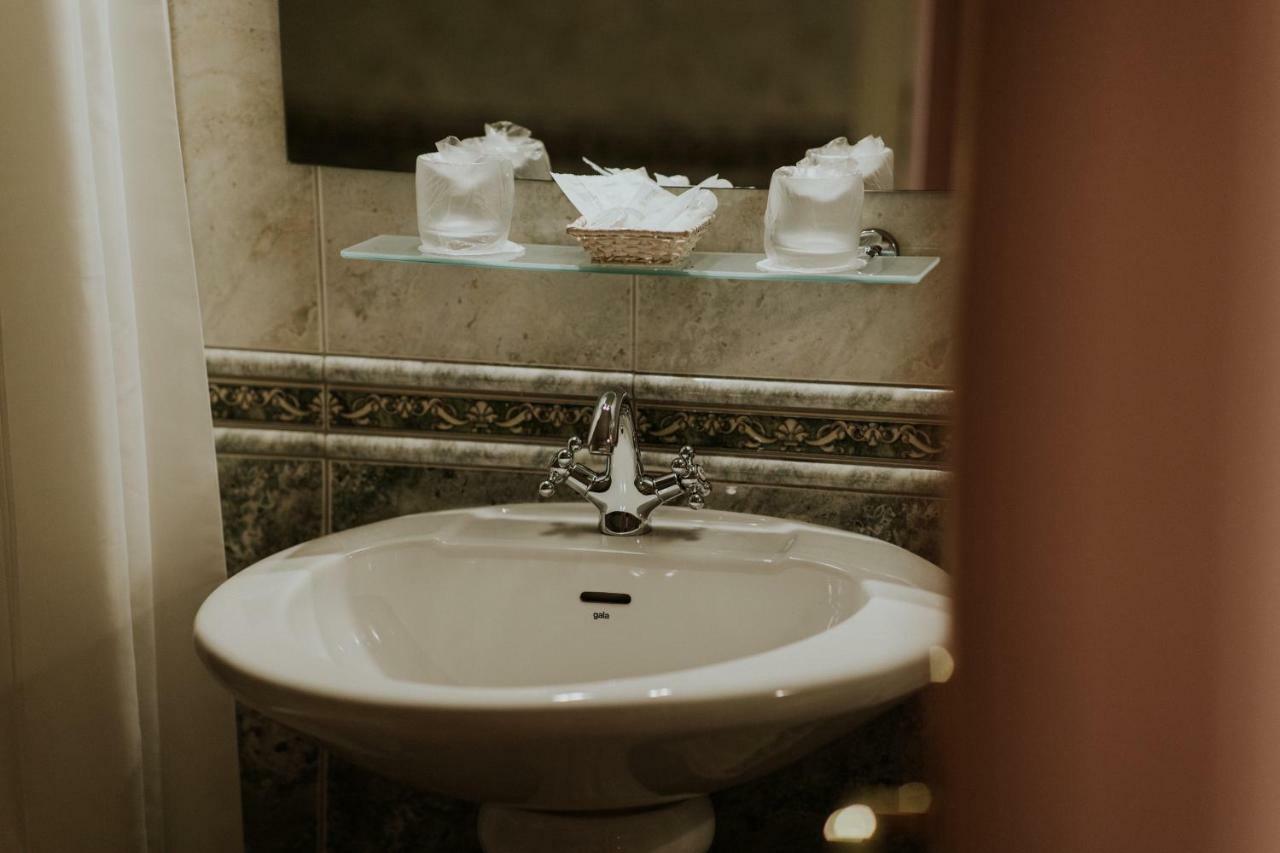 Hotel La Residenza Timișoara Zewnętrze zdjęcie